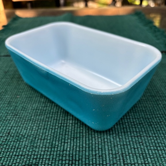 Vintage Pyrex Refrigerator Dish Blue #502B Medium - Picture 1 of 3
